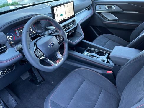 New 2026 Ford Explorer ST w/ Sun And Sound Package image 18