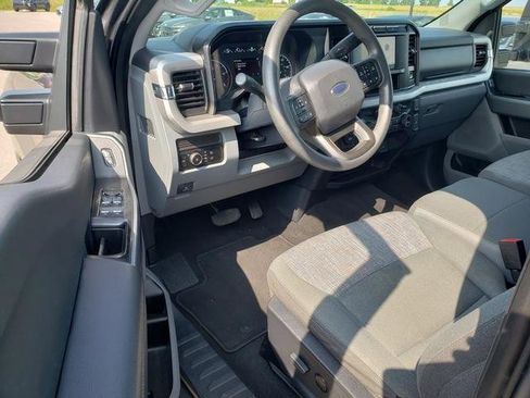 Used 2024 Ford F250 XLT image 10