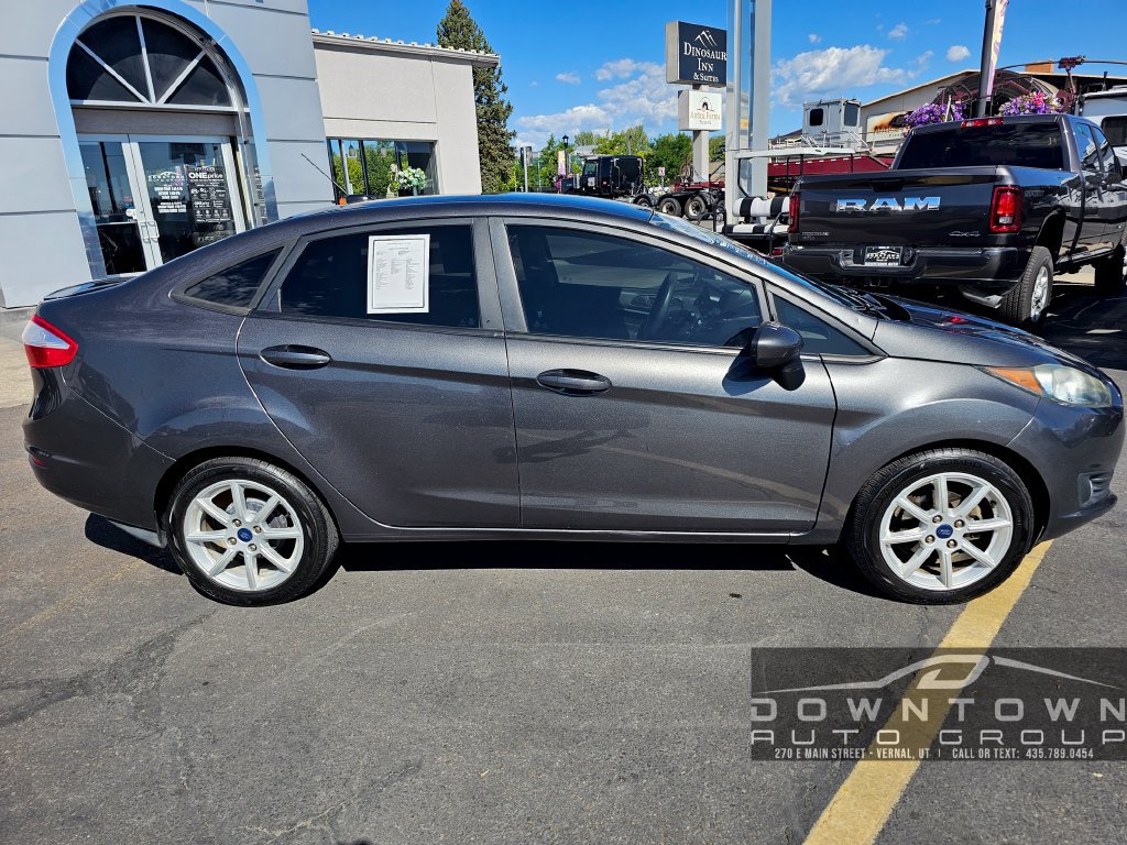 Used 2019 Ford Fiesta SE w/ Equipment Group 201A FWD image 2
