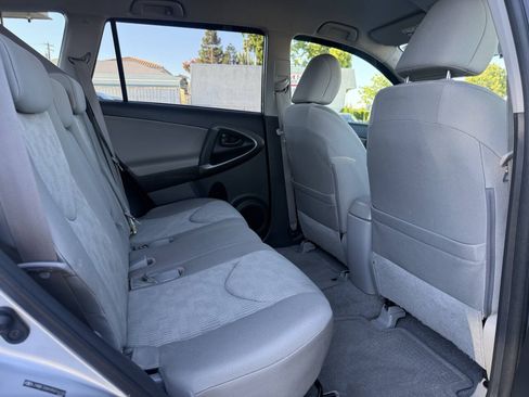 Used 2009 Toyota RAV4 4WD image 12