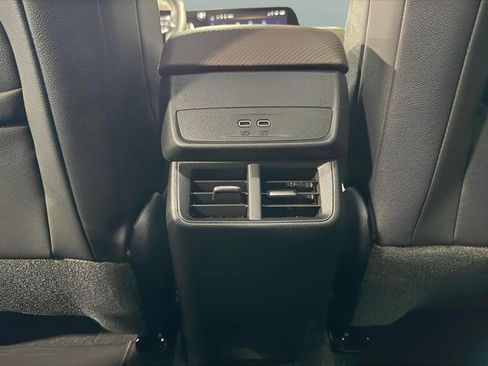 New 2026 Chevrolet Equinox LT w/ Convenience Package II FWD image 35