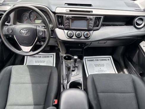 Used 2016 Toyota RAV4 LE AWD/4WD image 14