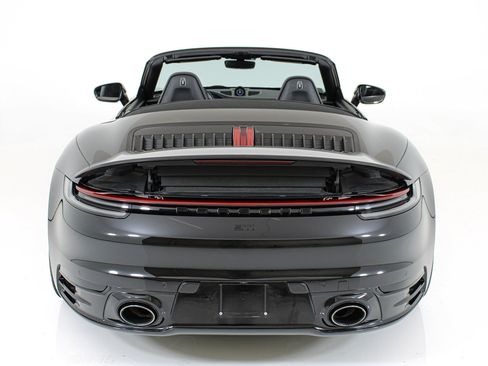 Used 2020 Porsche 911 Carrera RWD image 33