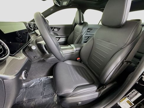 Used 2025 Mercedes-Benz C 300 4MATIC Sedan image 20