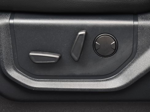 Used 2021 Ford F350 Lariat image 9