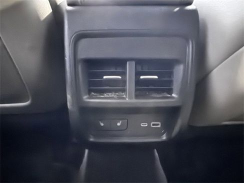 Used 2023 Cadillac XT4 Premium Luxury w/ Technology Package image 22