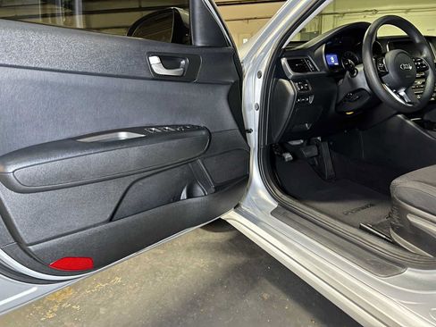 Used 2019 Kia Optima LX FWD image 19