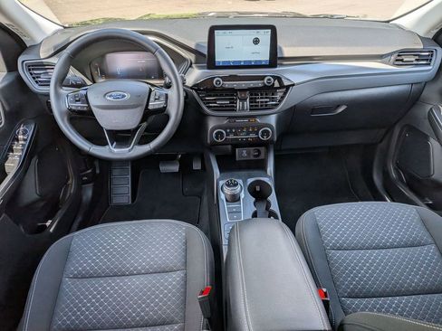 Used 2023 Ford Escape Active AWD/4WD image 16