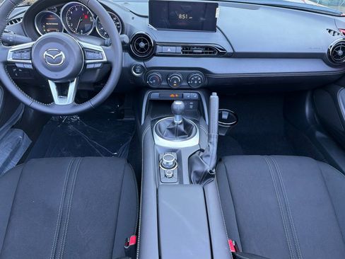 New 2026 MAZDA MX-5 Miata Club w/ Weather Package RWD image 15
