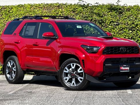 New 2026 Toyota 4Runner TRD Sport Premium AWD/4WD image 2