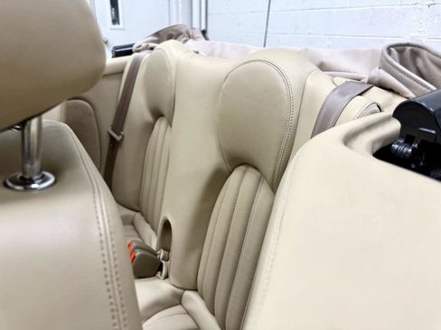 Used 2001 Jaguar XK8 Convertible RWD image 22
