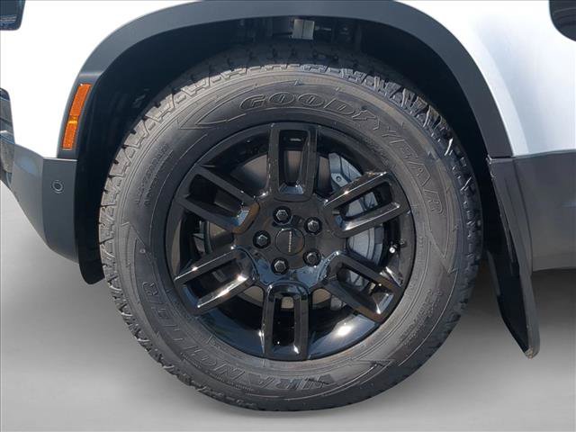 New 2026 Land Rover Defender 110 S AWD/4WD image 10