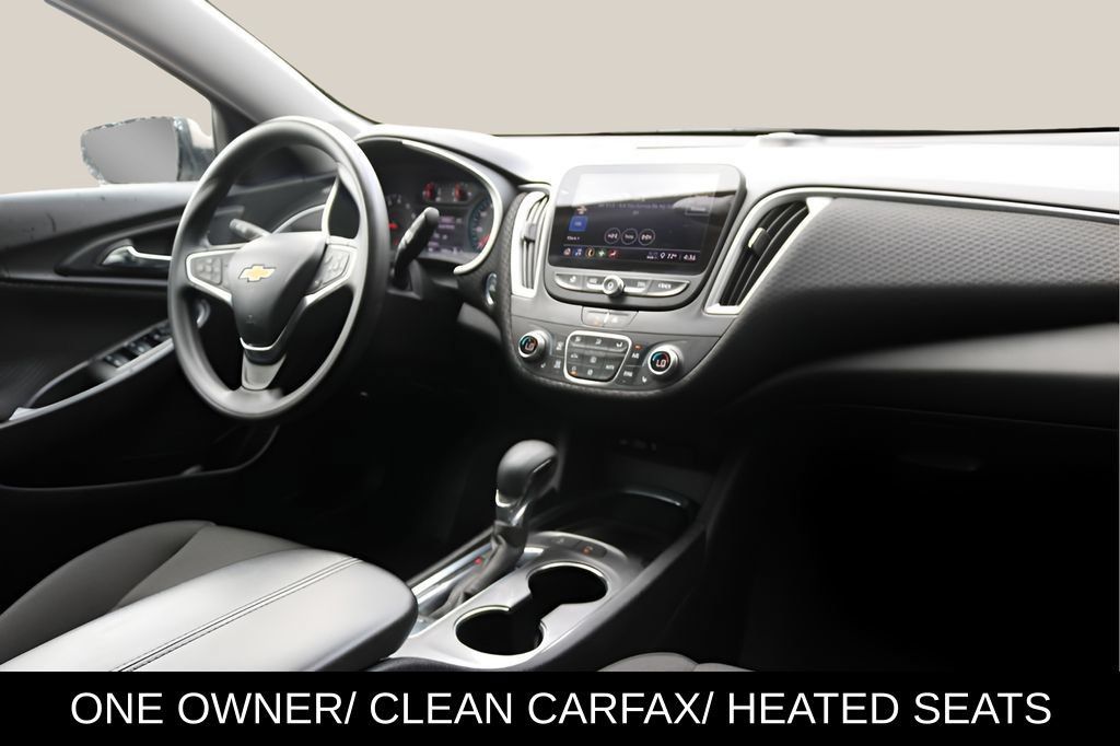 Used 2025 Chevrolet Malibu LT FWD image 17