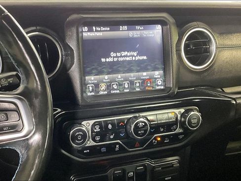 Used 2021 Jeep Wrangler Unlimited Rubicon 4xe w/ Cold Weather Group AWD/4WD image 9
