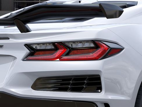 New 2026 Chevrolet Corvette Z06 w/ Z07 Performance Package RWD image 11