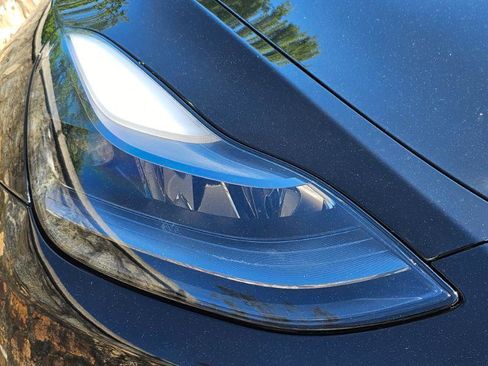 Used 2023 Tesla Model Y Long Range AWD/4WD image 21