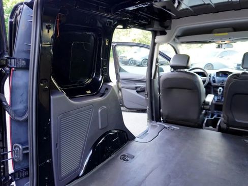 Used 2016 Ford Transit Connect XL image 16