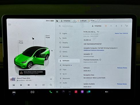 Used 2023 Tesla Model Y Long Range image 17