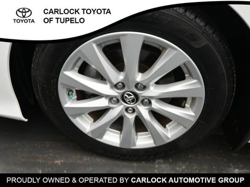Used 2018 Toyota Camry LE image 22