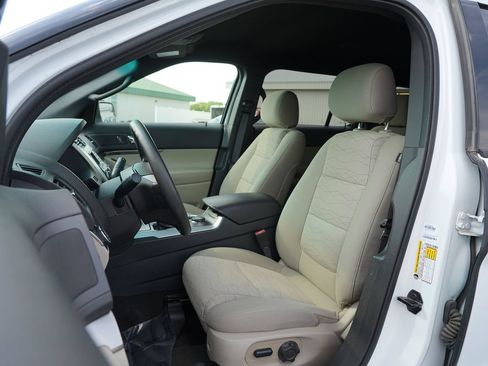 Used 2015 Ford Explorer 4WD image 12