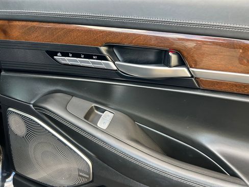 Used 2018 Genesis G90 5.0 Ultimate image 57