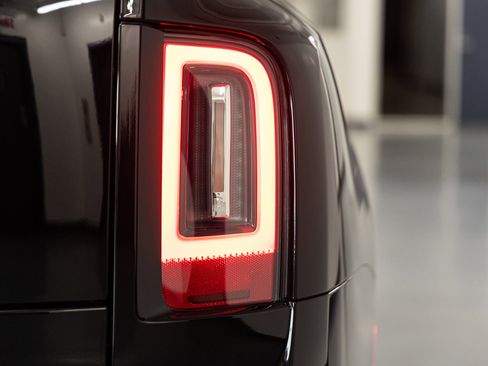 New 2026 Rolls-Royce Cullinan AWD/4WD image 19