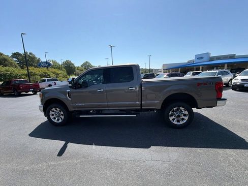 Used 2018 Ford F250 Lariat w/ Lariat Ultimate Package AWD/4WD image 21