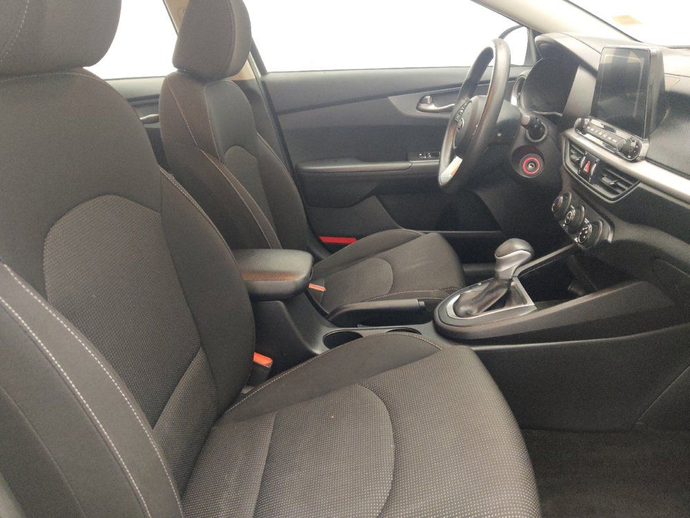 Used 2021 Kia Forte LXS FWD image 21