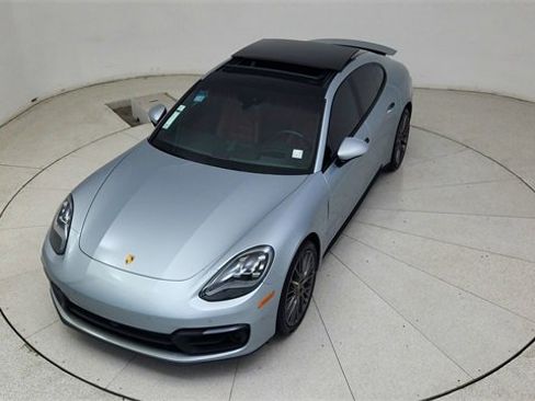Used 2023 Porsche Panamera Platinum Edition image 77