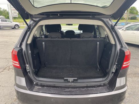Used 2020 Dodge Journey SE w/ Blacktop Package FWD image 30