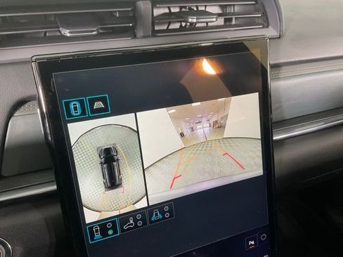 New 2026 GMC Terrain AT4 w/ Convenience Package III image 11