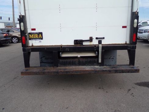 Used 2017 Ford E-450 and Econoline 450 Super Duty w/ Power Windows & Locks Group image 42