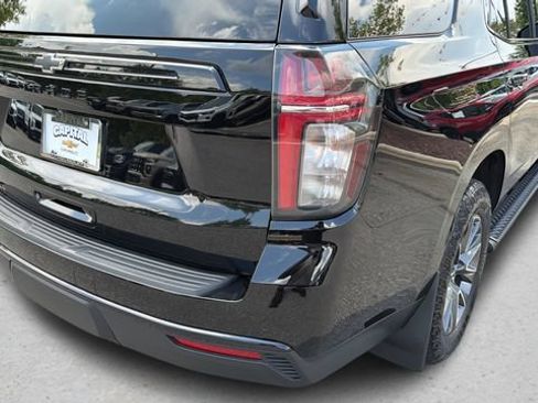 Used 2024 Chevrolet Tahoe Z71 w/ Luxury Package AWD/4WD image 39