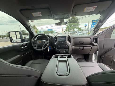 Used 2022 Chevrolet Silverado 2500 W/T w/ WT Fleet Convenience Package AWD/4WD image 39