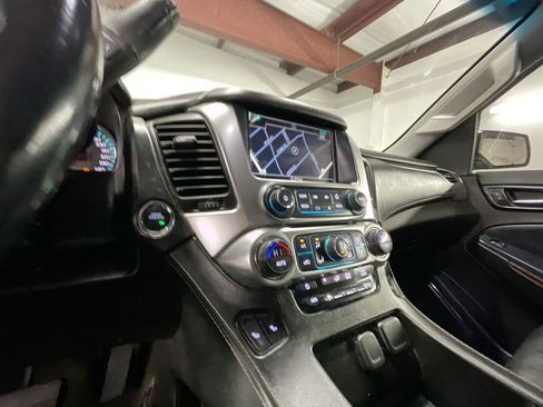 Used 2017 Chevrolet Tahoe LT image 18