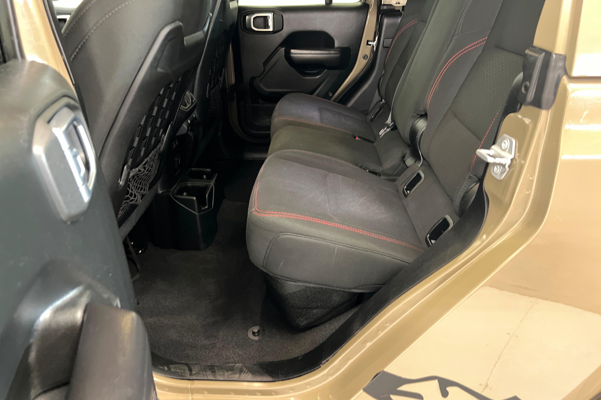 Used 2020 Jeep Gladiator Rubicon AWD/4WD image 21