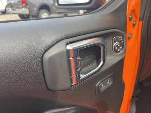 New 2025 Jeep Wrangler Unlimited Sport AWD/4WD image 24
