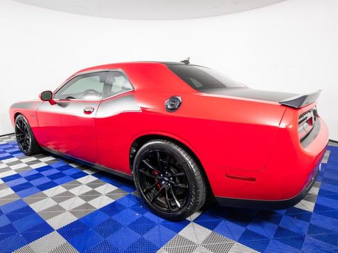 Used 2022 Dodge Challenger R/T Scat Pack w/ T/A Package RWD image 7