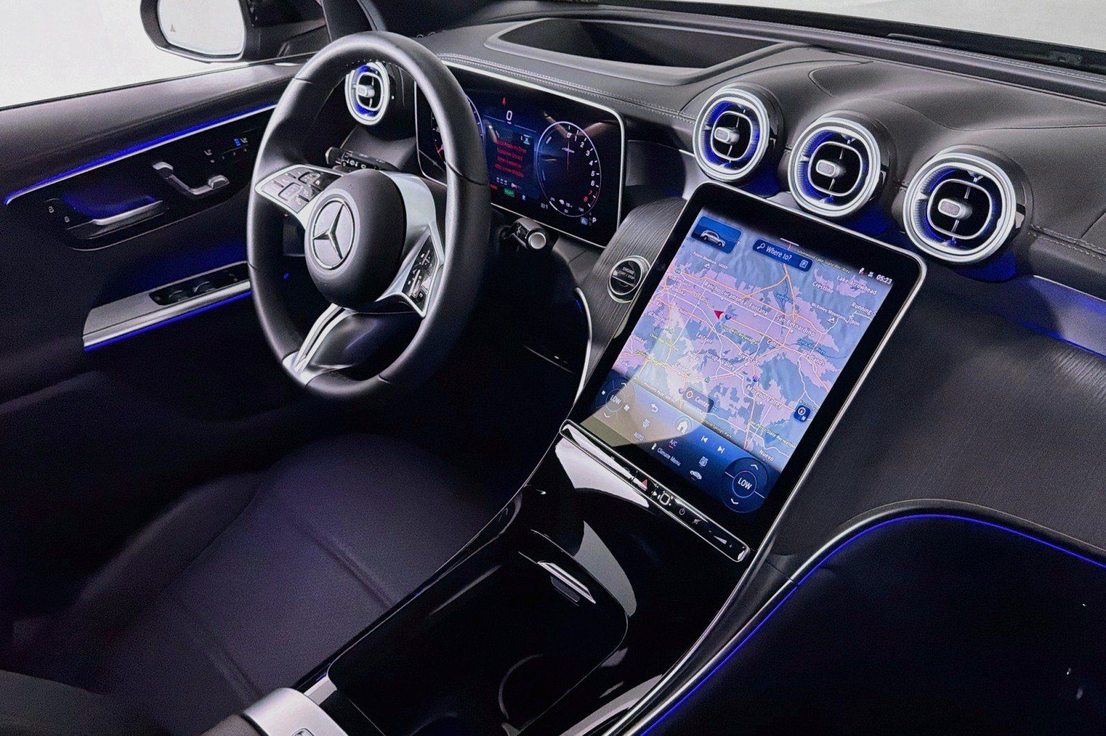 Certified 2025 Mercedes-Benz GLC 350e 4MATIC image 17