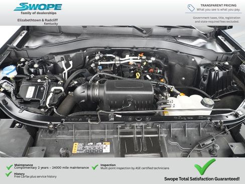 Used 2024 Ford Explorer XLT w/ Equipment Group 202A AWD/4WD image 28