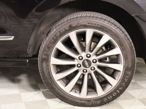 Used 2020 Lincoln Navigator Reserve w/ Luxury Package AWD/4WD image 21