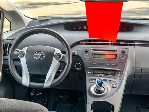 Used 2010 Toyota Prius Two image 12