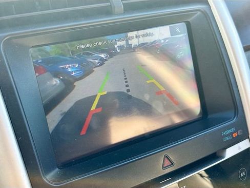 Used 2011 Ford Edge Limited w/ 301A Rapid Spec Order Code FWD image 9