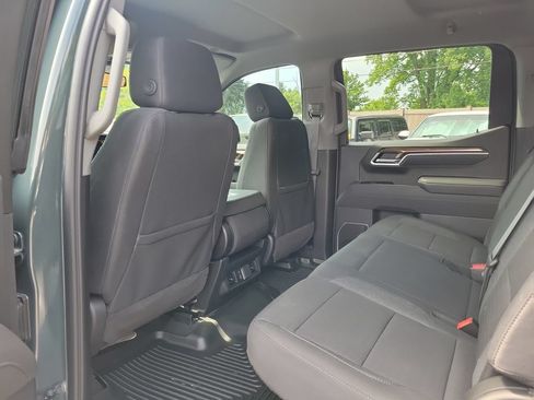 Used 2026 Chevrolet Silverado 1500 LT AWD/4WD image 16