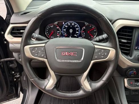 Used 2020 GMC Acadia Denali w/ Denali Ultimate Package AWD/4WD image 38