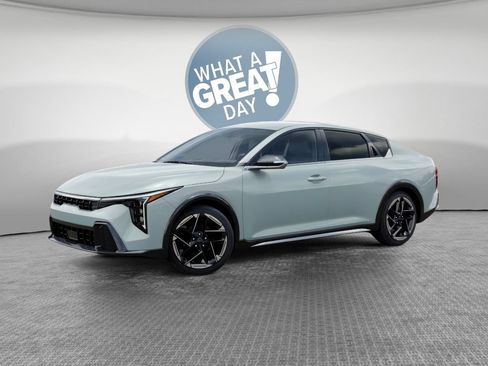 New 2026 Kia K4 GT-Line FWD image 3