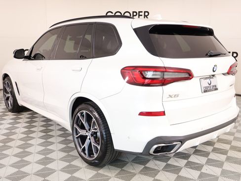 Used 2019 BMW X5 xDrive50i w/ M Sport Package image 25