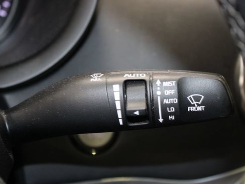 Used 2020 Kia Stinger GT1 RWD image 18