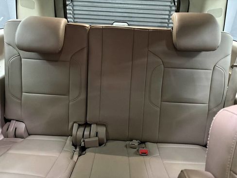 Used 2016 Chevrolet Suburban LTZ image 12