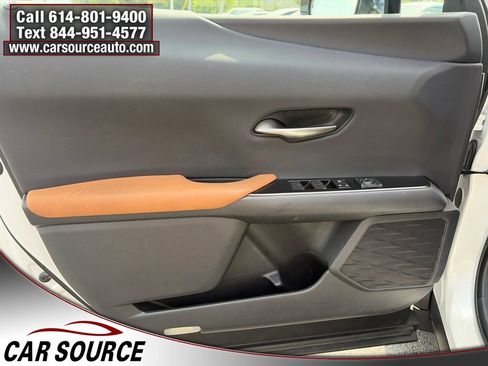Used 2021 Lexus UX 250h w/ Accessory Package (Z1) AWD/4WD image 16